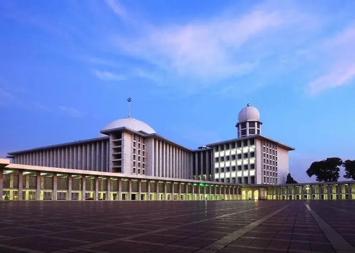 Wow Hotel Jakarta